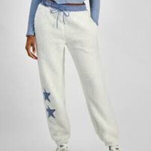 Madden Girl Blue and White Sherpa Joggers Juniors Size XL Women's Size L
